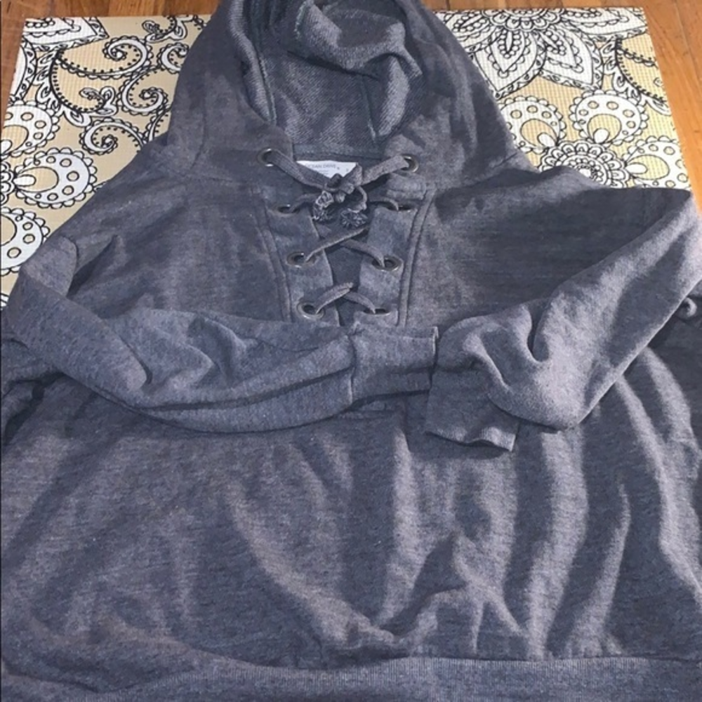 Tillys gray trendy hoodie from